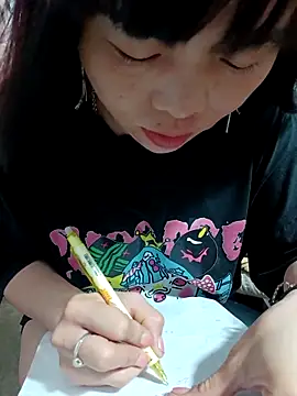 Snapshot of Minssara20 chatting on November 2025 11:53:02 AM Minssara20 online show from November 2025 11:53:02 AM