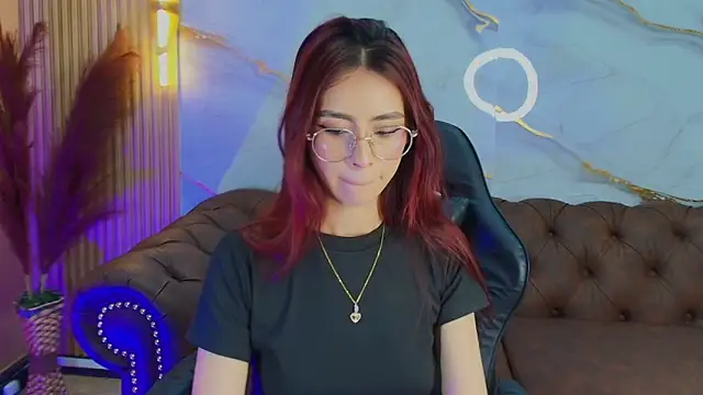 Snapshot of mia_tf chatting on October 2025 01:41:02 PM mia tf online show from October 2025 01:41:02 PM