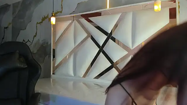 Snapshot of mia_tf chatting on November 2025 01:43:03 PM mia tf online show from November 2025 01:43:03 PM