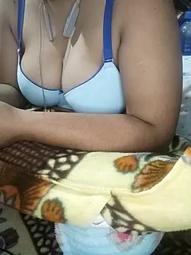 Snapshot of Adadhana_Cam chatting on December 2025 11:49:02 AM Adadhana Cam online show from December 2025 11:49:02 AM