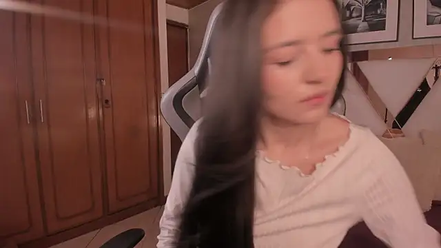 Snapshot of HaathorX chatting on October 2025 03:02:02 PM HaathorX online show from October 2025 03:02:02 PM