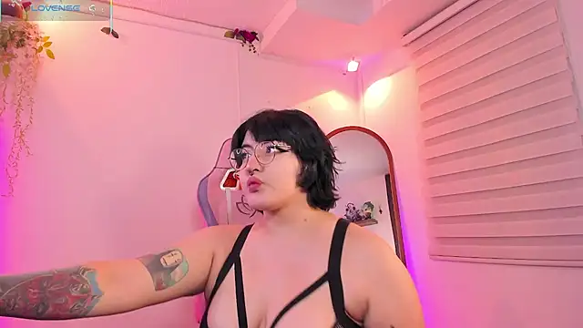 Snapshot of Berrykww_ chatting on September 2025 10:36:01 PM Berrykww  online show from September 2025 10:36:01 PM