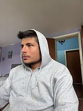 Snapshot of AnotherJuan_ chatting on October 2025 06:19:02 PM AnotherJuan online show from October 2025 06:19:02 PM