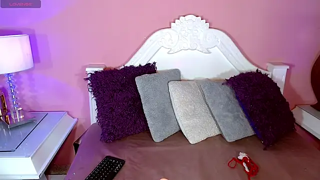  IsabellaRousse online show from November 2025 07:21:01 PM