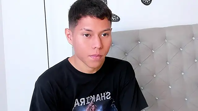 Snapshot of Little_liam chatting on October 2025 07:25:02 PM Little liam online show from October 2025 07:25:02 PM