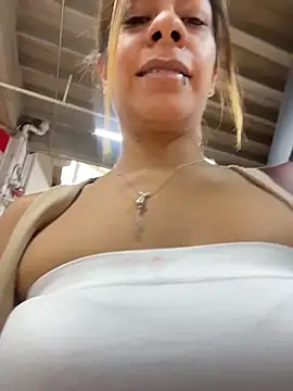 Snapshot of KatThomas chatting on November 2025 04:24:01 PM KatThomas online show from November 2025 04:24:01 PM