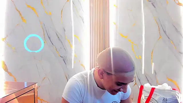 Marian Cristal online show from February 2026 03:21:02 AM