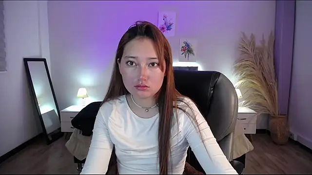 Samara Hilton 2 online show from December 2025 07:56:02 PM