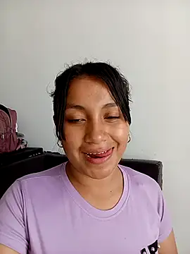 Snapshot of EllaCute_Young chatting on September 2025 08:24:02 PM EllaCute Young online show from September 2025 08:24:02 PM