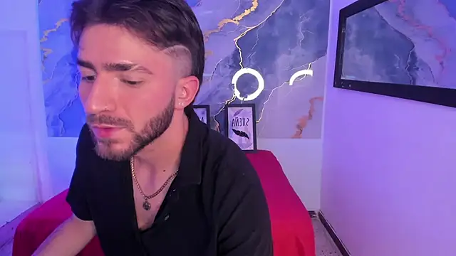 bastian12   online show from September 2025 08:01:02 PM