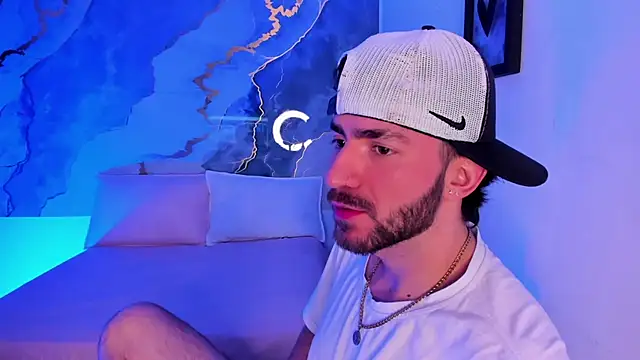 bastian12   online show from October 2025 03:28:01 AM