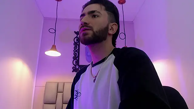 bastian12   online show from October 2025 04:20:01 AM