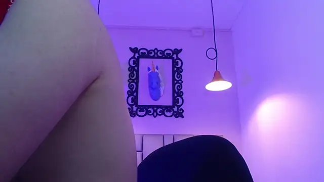 bastian12   online show from October 2025 04:40:02 AM