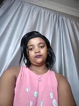 Snapshot of Bubblydollxx chatting on September 2025 04:43:02 PM Bubblydollxx online show from September 2025 04:43:02 PM