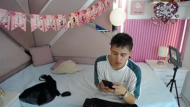 oblivionlove online show from February 2026 12:45:01 PM