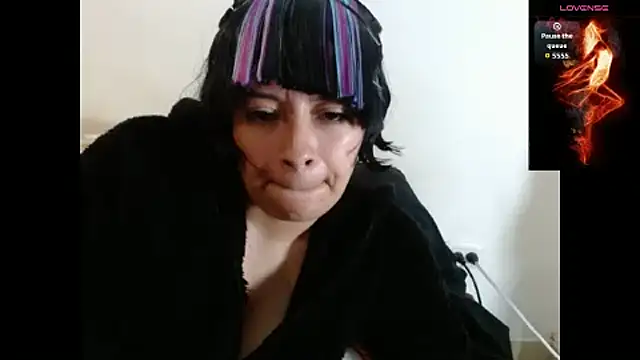 Acelinrose online show from November 2025 02:02:02 AM