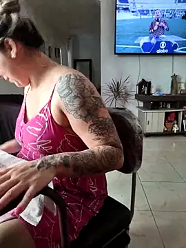 Barbie 13 online show from October 2025 06:25:02 PM