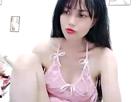 Snapshot of Loveyou202 chatting on April 2026 08:28:02 AM Loveyou202 online show from April 2026 08:28:02 AM