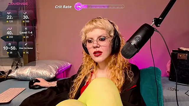 tacodeluxxxe online show from November 2025 04:50:01 PM