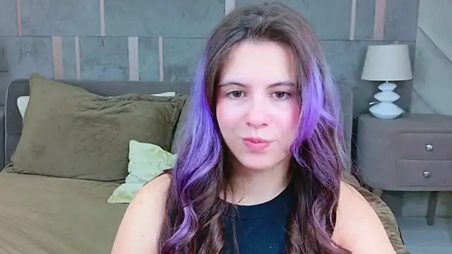 Akira Halls online show from November 2025 08:52:02 PM