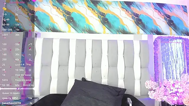 IsaDiiaz online show from February 2026 07:51:01 AM