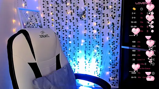 LinaBlossom  online show from April 2026 04:56:01 AM