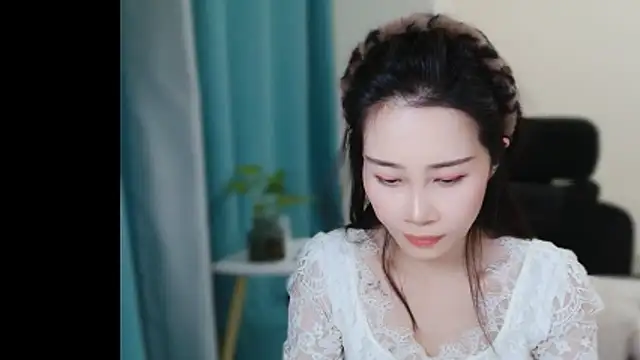 Snapshot of cfxc0317 chatting on November 2025 12:16:02 PM cfxc0317 online show from November 2025 12:16:02 PM