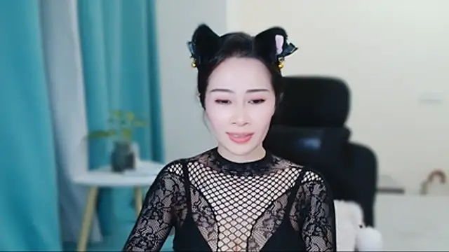 Snapshot of cfxc0317 chatting on December 2025 12:34:02 PM cfxc0317 online show from December 2025 12:34:02 PM