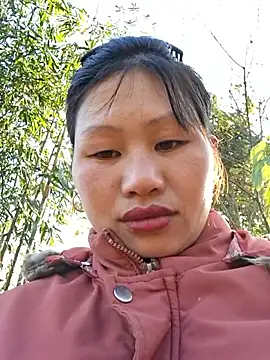 diamond-- online show from December 2025 01:43:01 AM