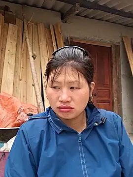 diamond-- online show from December 2025 03:00:02 AM