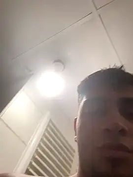 Snapshot of astoperaa chatting on September 2025 05:27:01 PM astoperaa online show from September 2025 05:27:01 PM