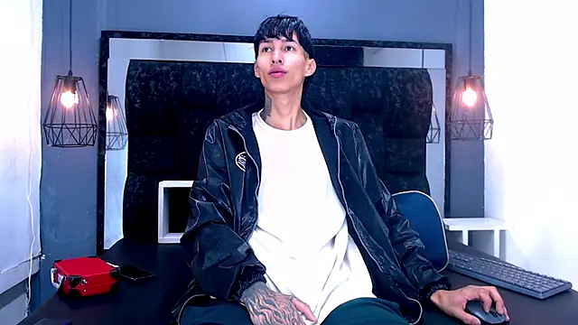 Snapshot of Daniel_delux_ chatting on December 2025 11:08:02 AM Daniel delux online show from December 2025 11:08:02 AM