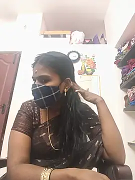 Snapshot of Tamil_Yalini12 chatting on July 2026 05:34:01 AM Tamil Yalini12 online show from July 2026 05:34:01 AM