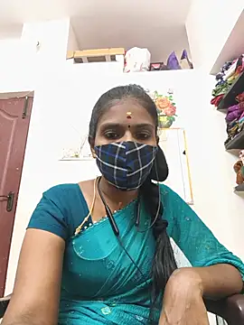 Snapshot of Tamil_Yalini12 chatting on July 2026 05:37:02 PM Tamil Yalini12 online show from July 2026 05:37:02 PM