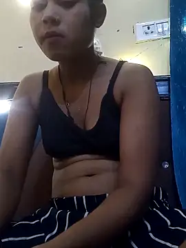 Snapshot of Mansi01 chatting on September 2025 03:39:01 PM Mansi01 online show from September 2025 03:39:01 PM