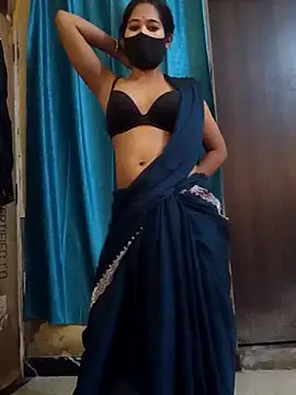 Snapshot of Mansi01 chatting on October 2025 09:23:02 PM Mansi01 online show from October 2025 09:23:02 PM