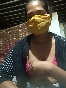 Snapshot of Mansi01 chatting on October 2025 04:18:01 PM Mansi01 online show from October 2025 04:18:01 PM