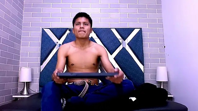 marcus hans  online show from September 2025 04:43:02 PM