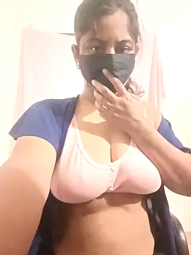 Snapshot of Shazfairy chatting on October 2025 09:22:01 PM Shazfairy online show from October 2025 09:22:01 PM