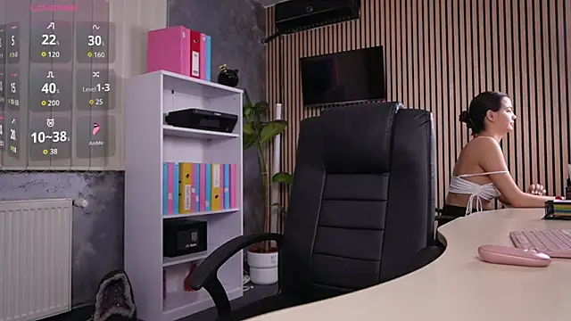 Snapshot of OfficeGirls chatting on November 2025 07:58:01 PM OfficeGirls online show from November 2025 07:58:01 PM