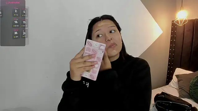 mayukim online show from November 2025 11:21:02 AM