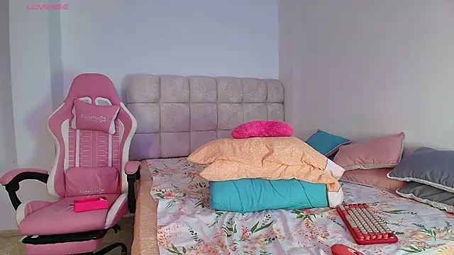 Julieta Rose19 online show from March 2026 02:48:01 AM