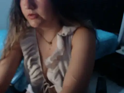 hilarymilky online show from October 2025 02:21:02 AM