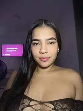 Snapshot of Valery_lux16 chatting on July 2026 04:13:01 PM Valery lux16 online show from July 2026 04:13:01 PM