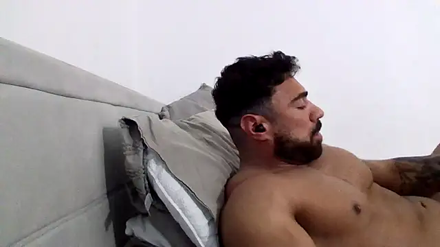 GymKing99 online show from February 2026 12:10:01 PM