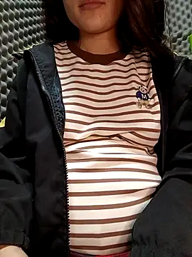 Pipi23  online show from November 2025 03:01:02 PM