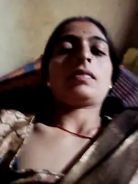 Snapshot of SexyDolly99 chatting on October 2025 01:30:01 PM SexyDolly99 online show from October 2025 01:30:01 PM