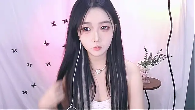 Miao-Maimiao online show from December 2025 12:58:01 PM