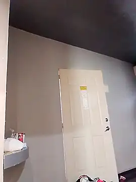 transreyna online show from February 2025 03:32:02 PM