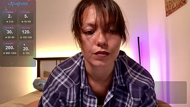 Snapshot of EllaCanny chatting on September 2025 05:56:01 AM EllaCanny online show from September 2025 05:56:01 AM